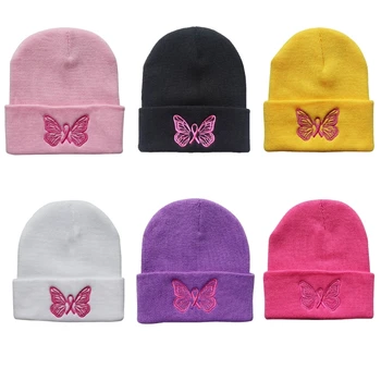 Тийнейджърката вязаная шапка с бродерия в формата на пеперуда, зимна шапка за момичета, защищающая ушите от шофирането