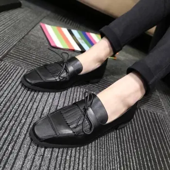 2023 година, нови обувки на равна подметка, ръчна изработка, индивидуални класически черни реколта обувки на плоска подметка с квадратни пръсти, женски лоферы с ресни