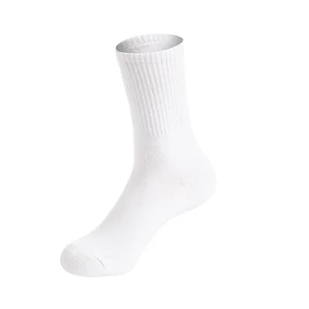Нов продукт, памучни чорапи, мъжки чорапи, скрити чорапи, плитък устата, евтин източник на енергия, плътен цвят
